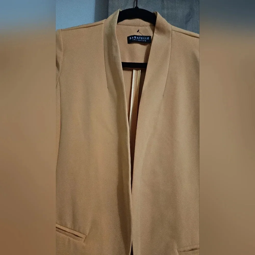 Bagatelle Open front blazer. light orange. Size small NWT - Picture 8 of 14